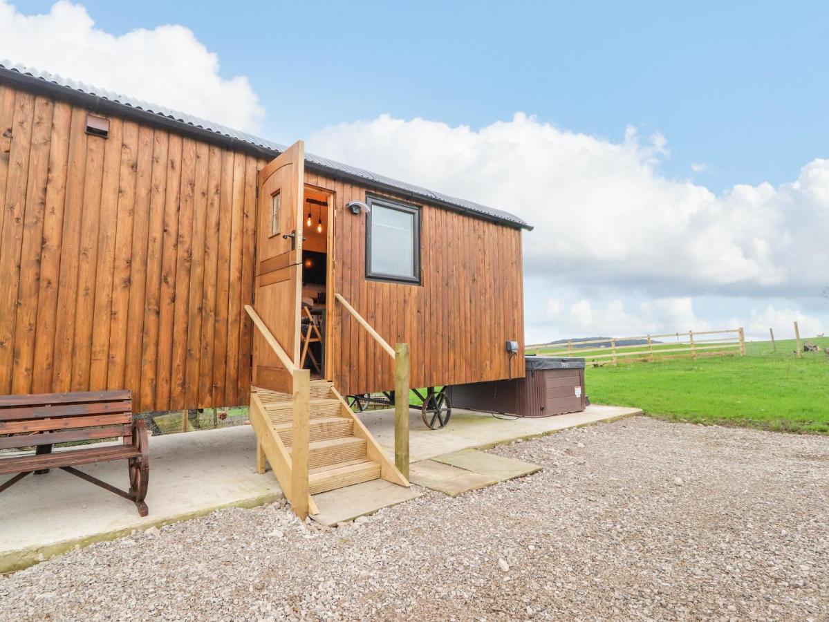 Hillcrest Shepherds Hut Престон Экстерьер фото